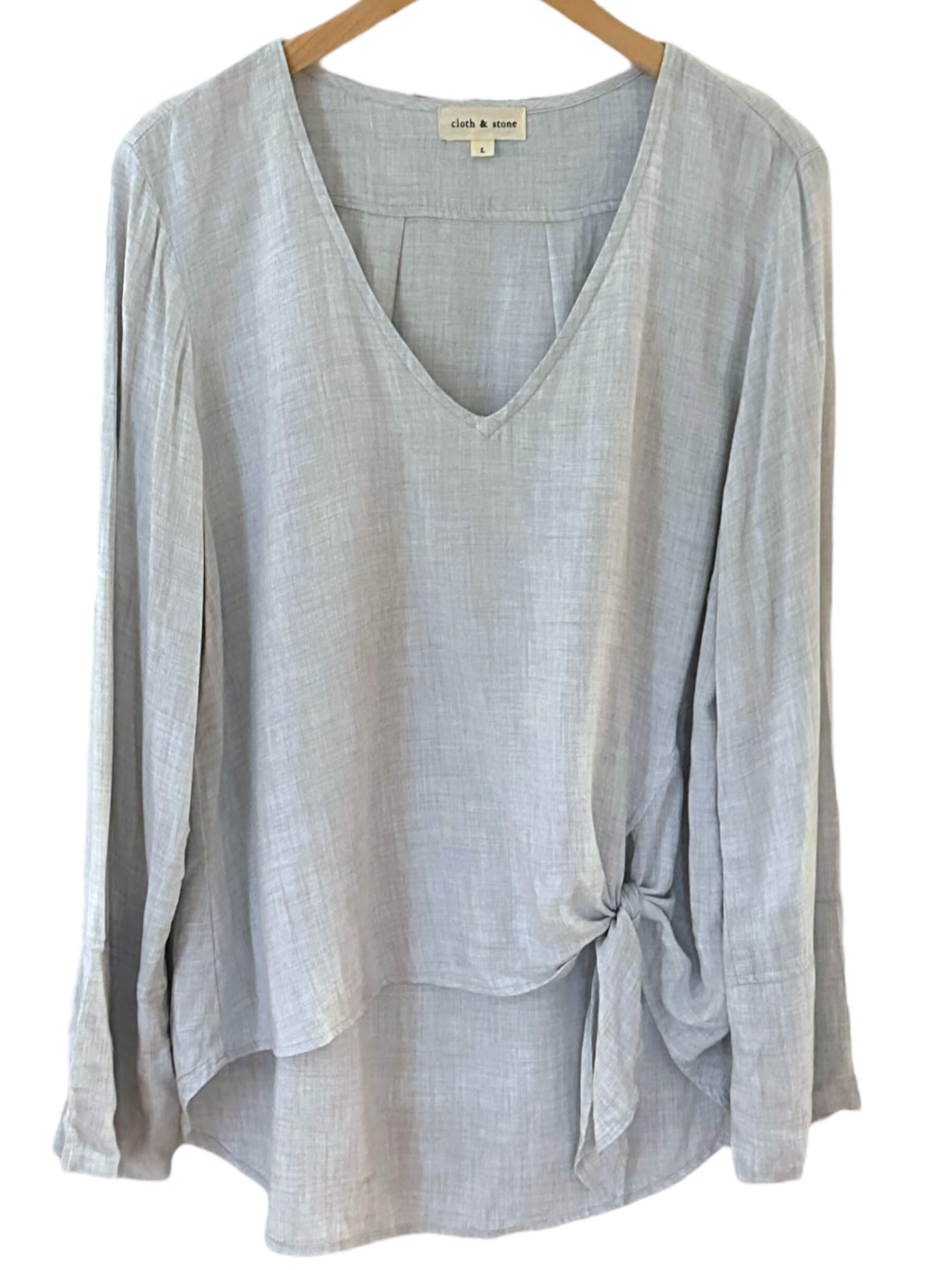 Soft Summer CLOTH & STONE pebble gray tie-front top