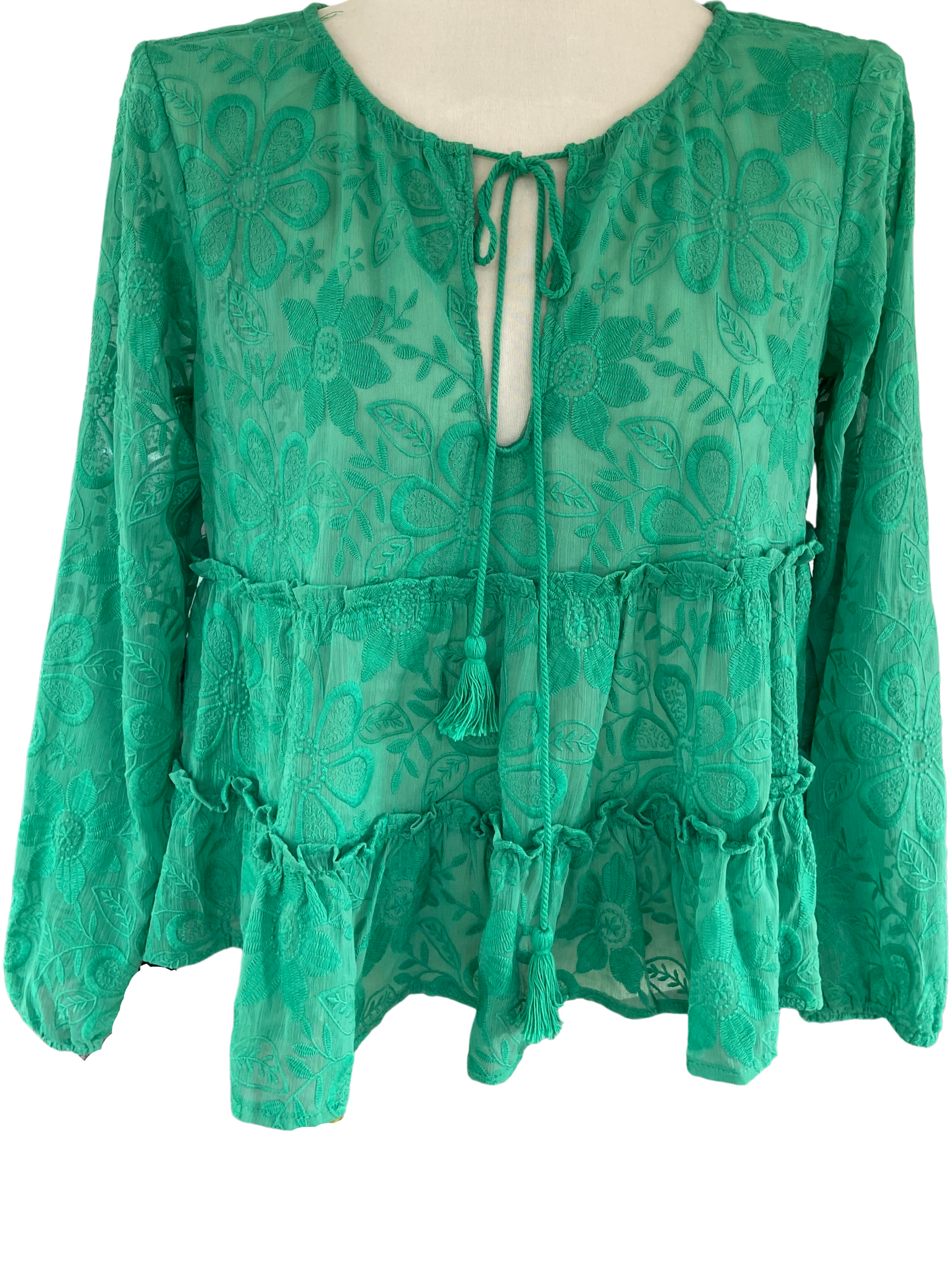 Bright Spring embroidered lace green ruffle top