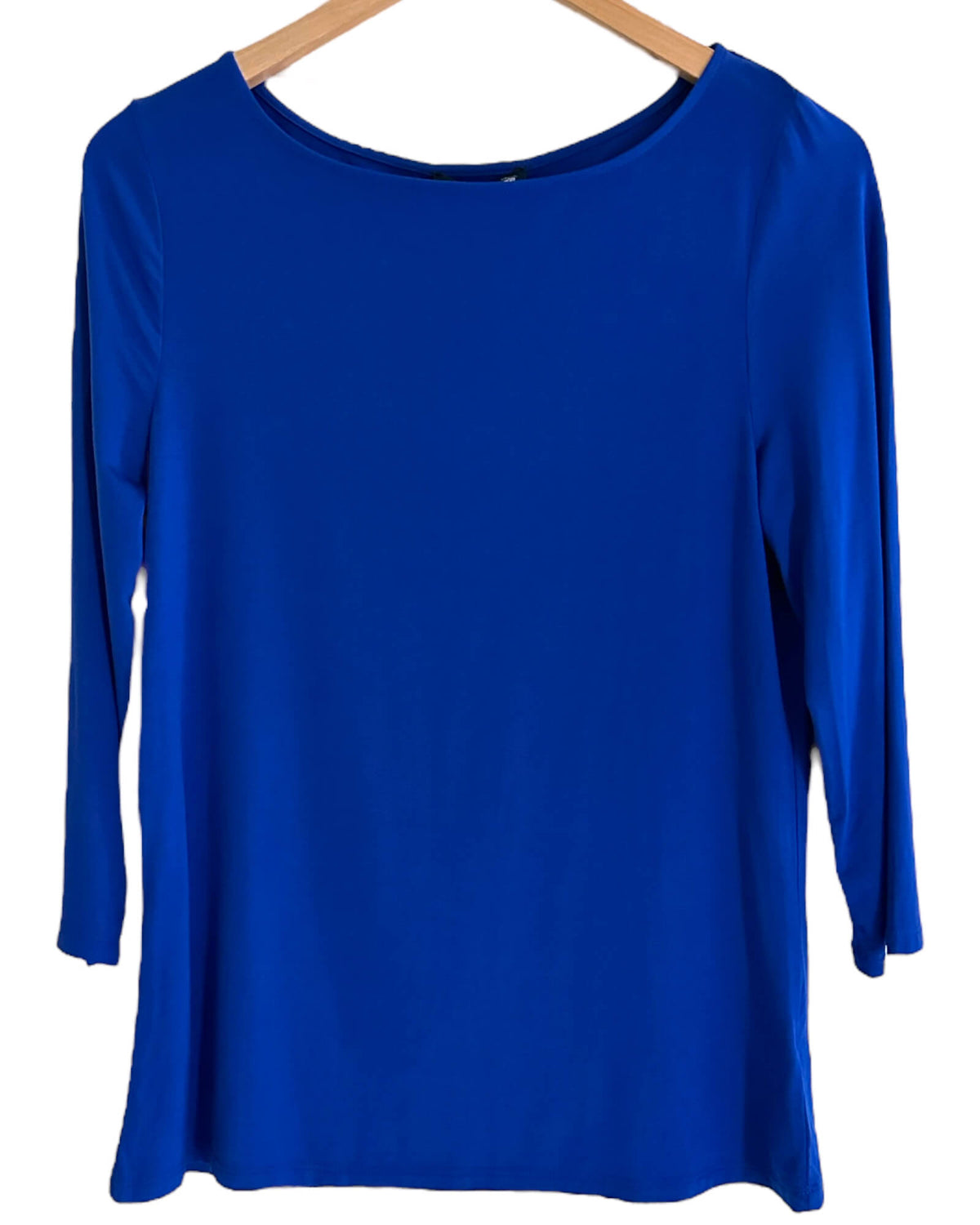 Bright Winter CABLE &amp; GAUGE cobalt blue long sleeve tee