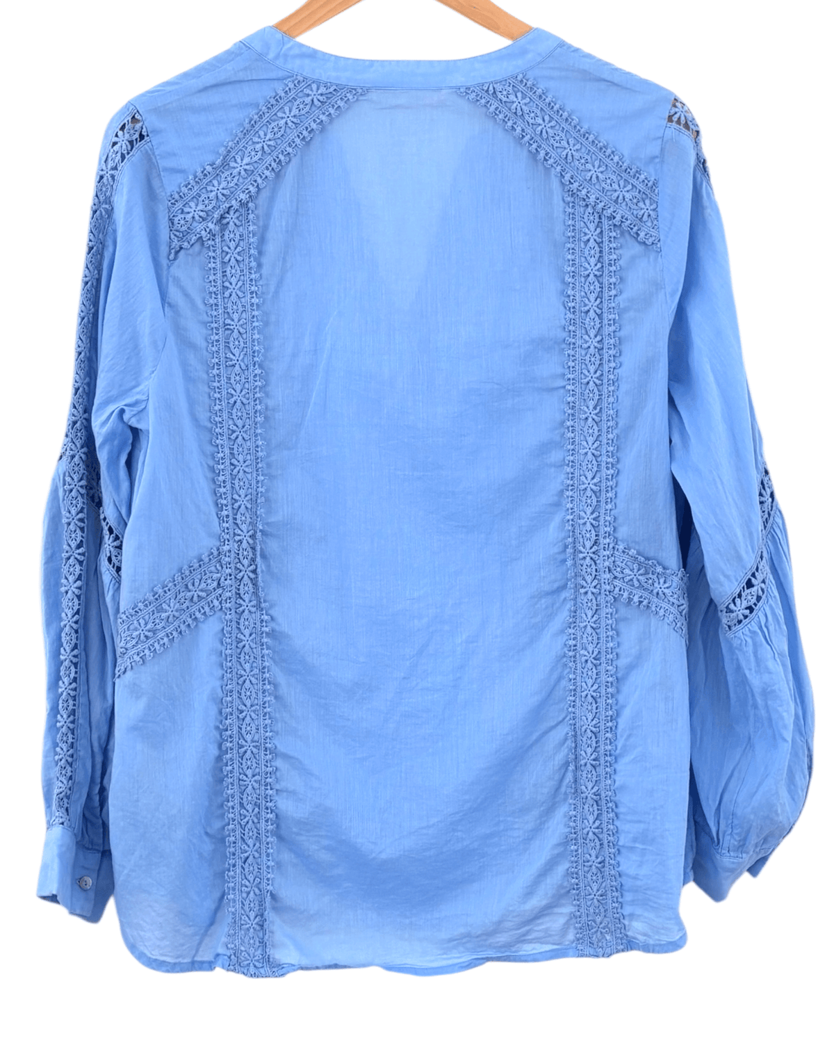 Cool Summer SOFT SURROUNDINGS pair sky split neck crochet lace shirt