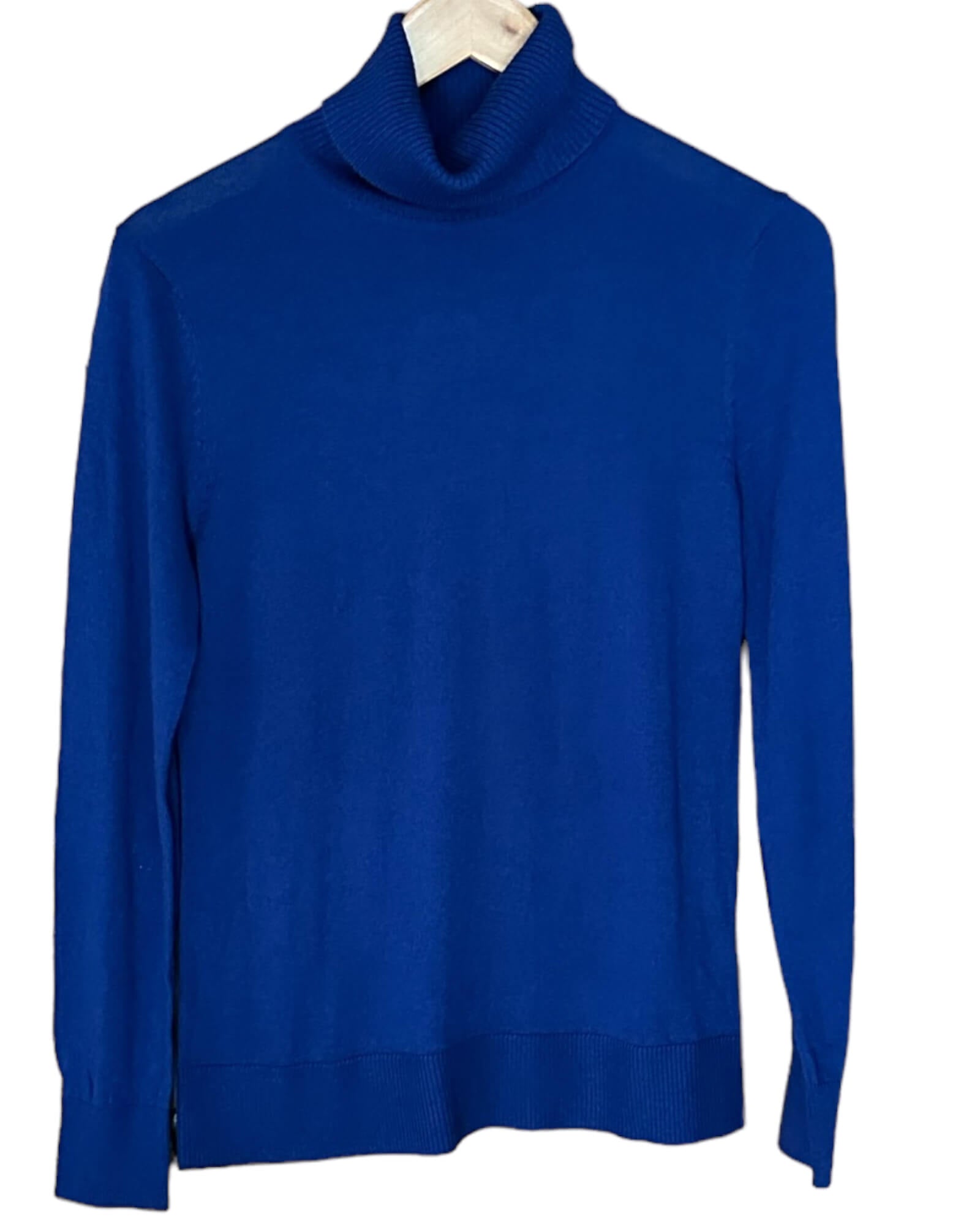 Cool Winter JEANNE PIERRE ribbed indigo blue turtleneck sweater