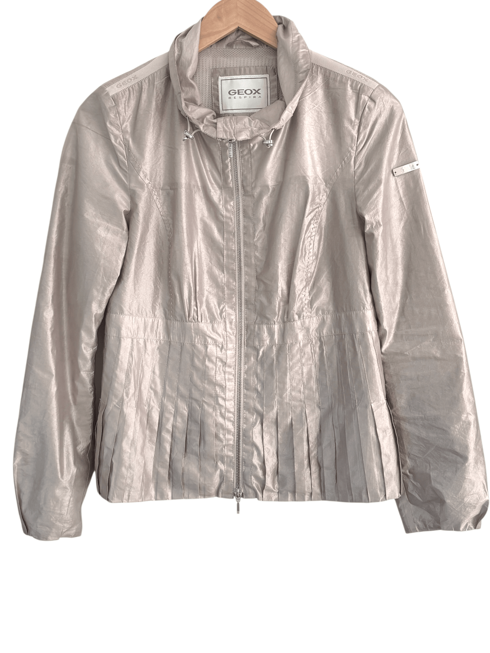 Light Spring GEOX RESPIRA shimmer beige pleated jacket