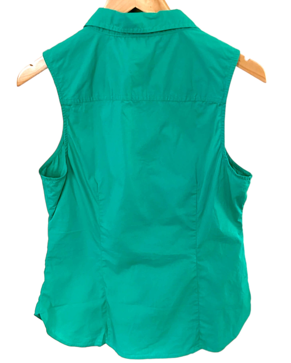 Light Spring J.CREW shamrock green sleeveless button up shirt