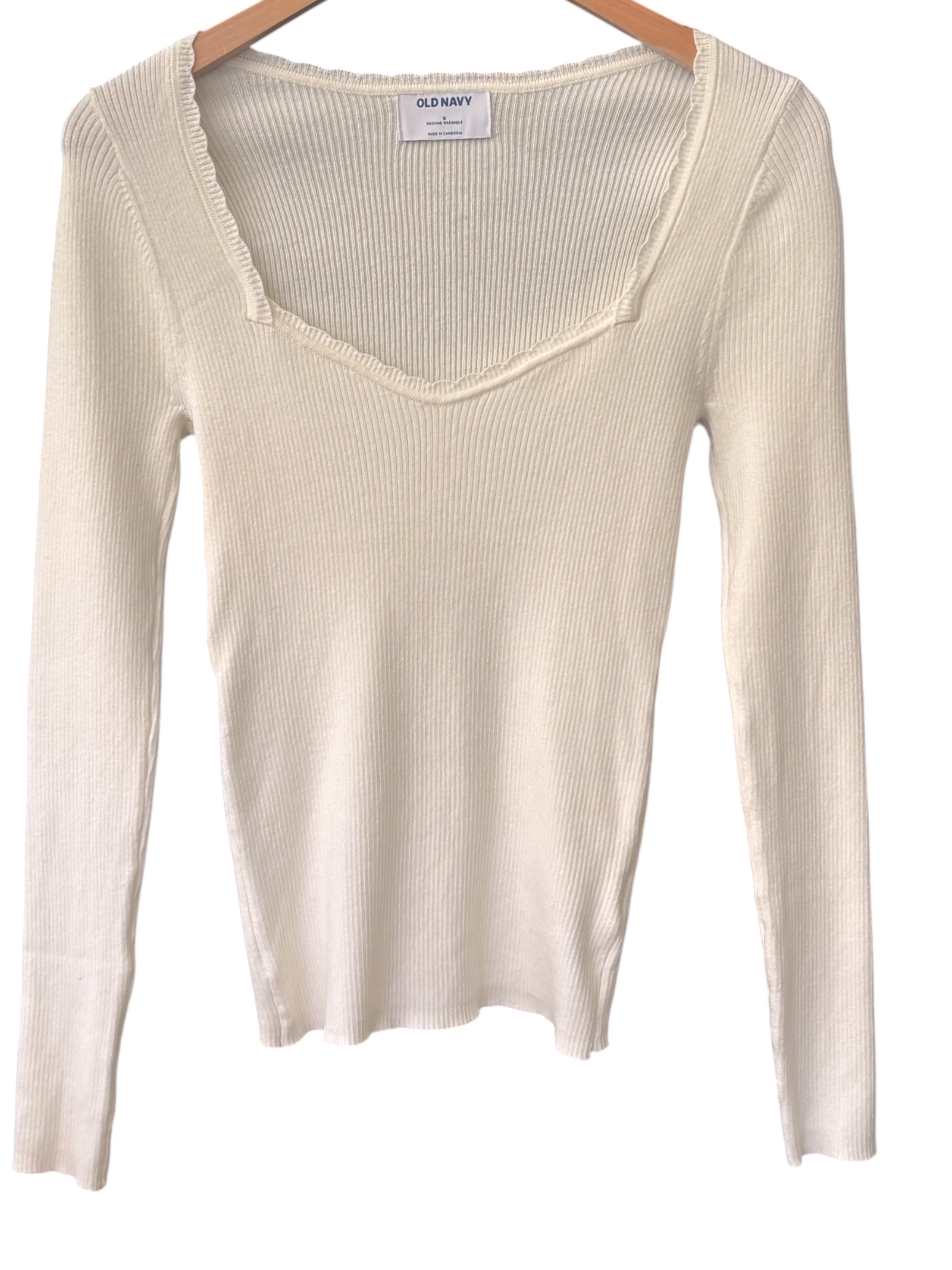 Light Spring OLD NAVY vanilla sweetheart ribbed long sleeve top