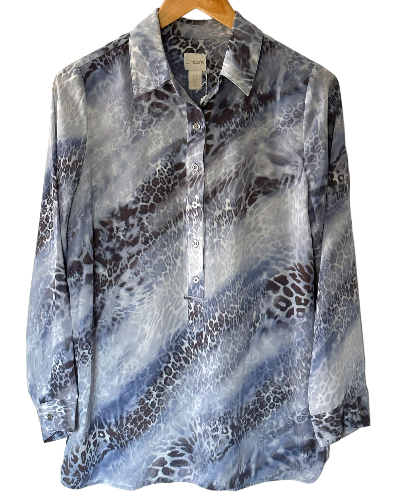 Soft Summer CHICO'S leopard print split-neck blouse