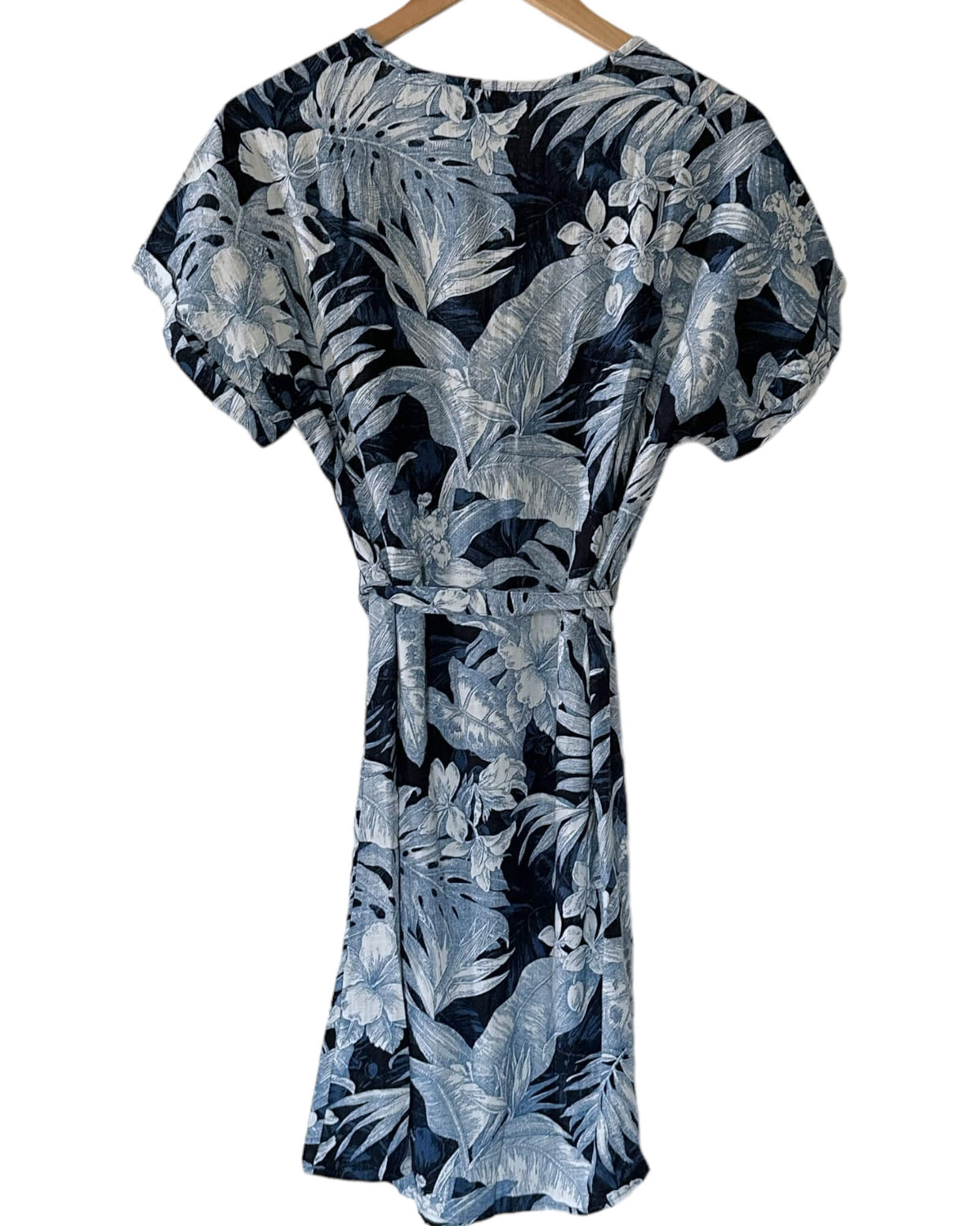 Soft Summer H&amp;M tropical print linen tie-waist dress