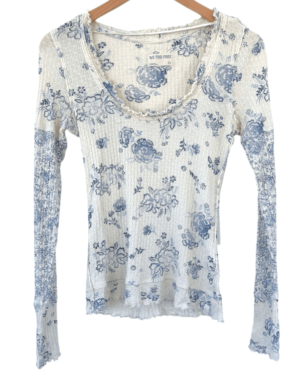 Soft Summer Clover Print Thermal Top product image