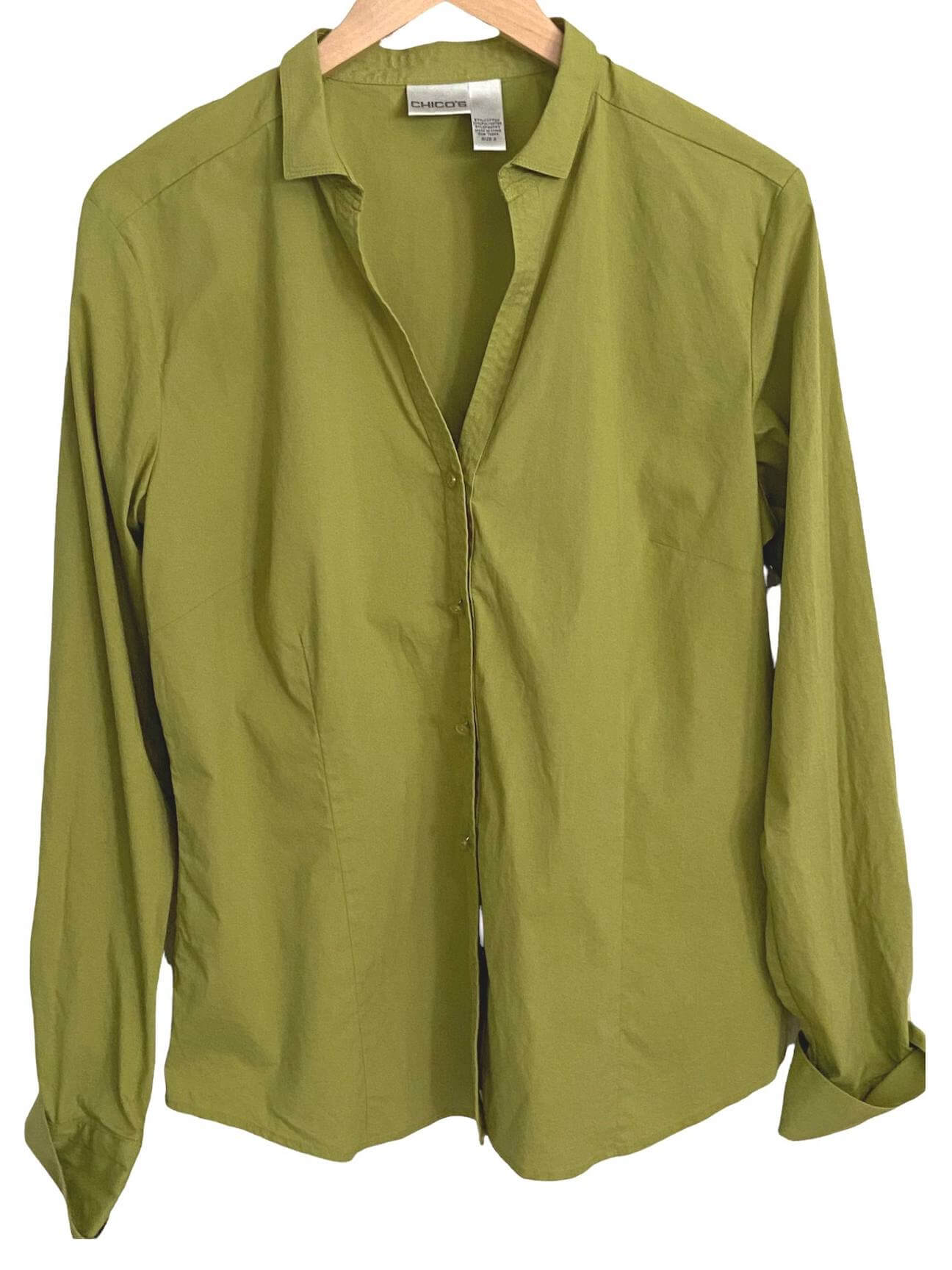 Warm Autumn CHICO'S apple green split-neck button down shirt