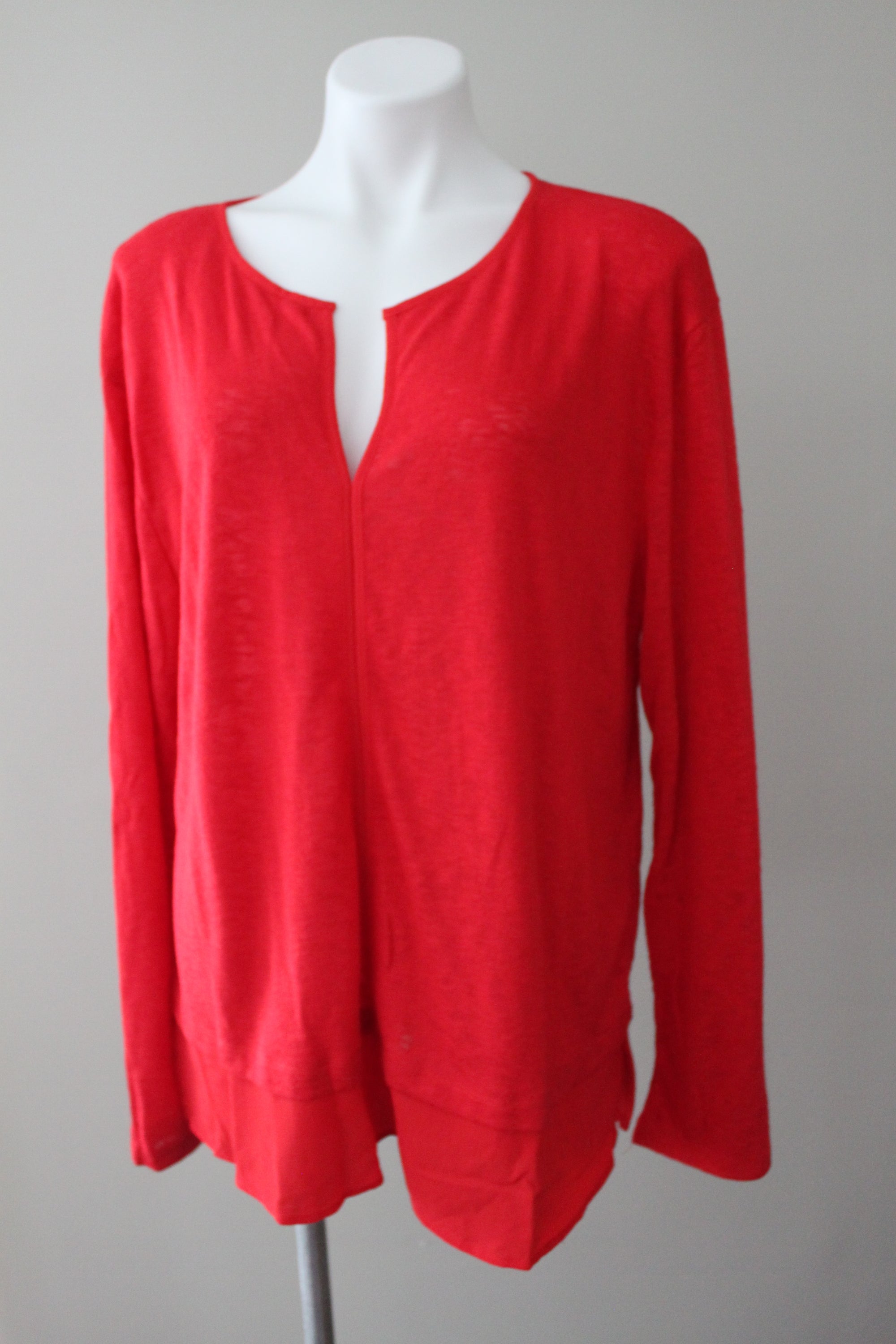 Bright Winter BOBEAU red split collar tunic sweater 