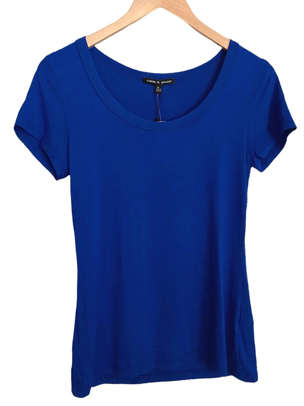 Bright Winter CABLE AND GAUGE blue tee