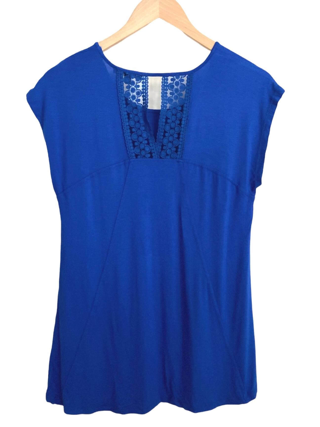 Bright Winter CABLE AND GAUGE lace back tee