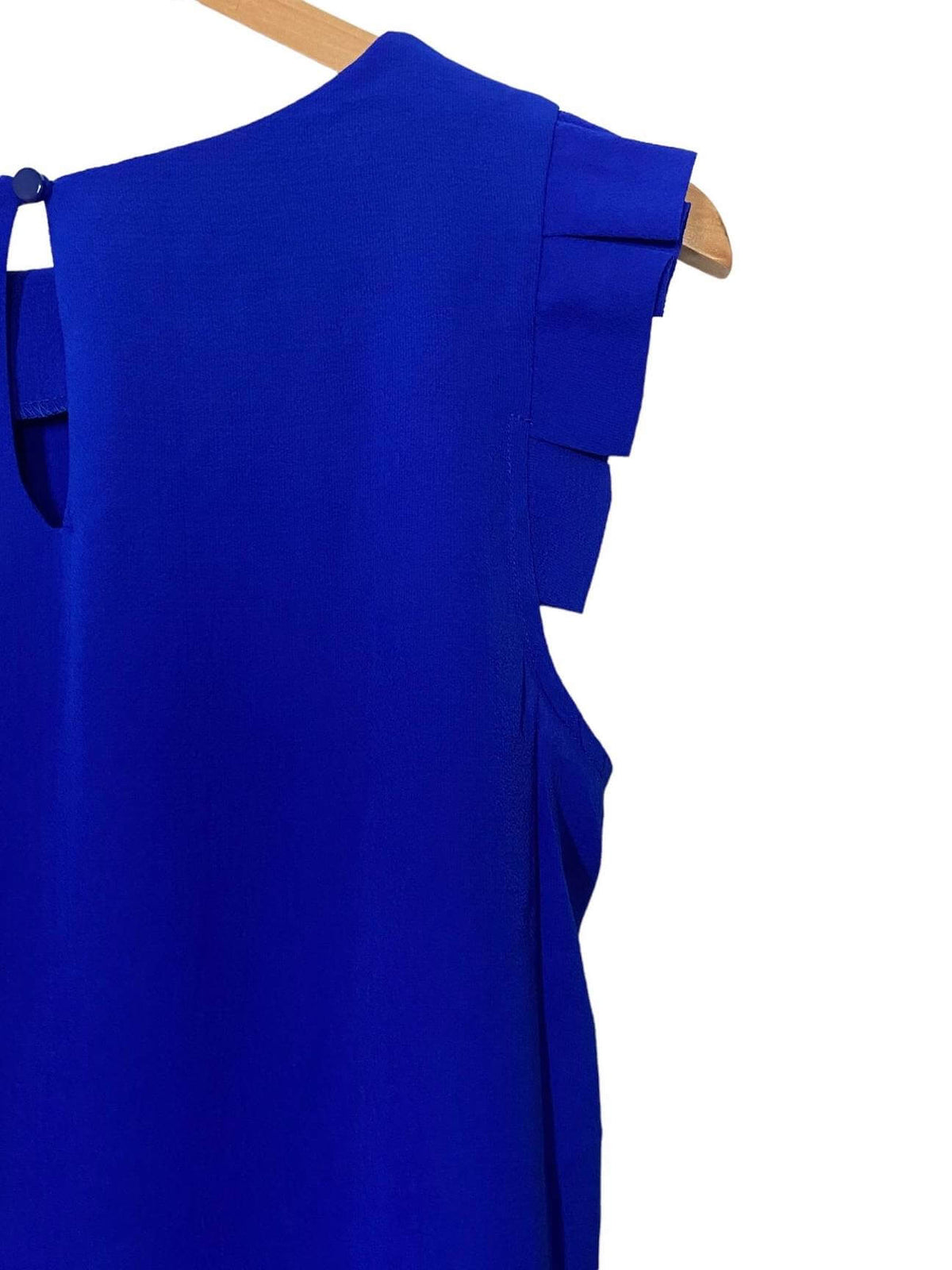 Bright Winter MONTEAU cobalt blue pleated sleeveless top