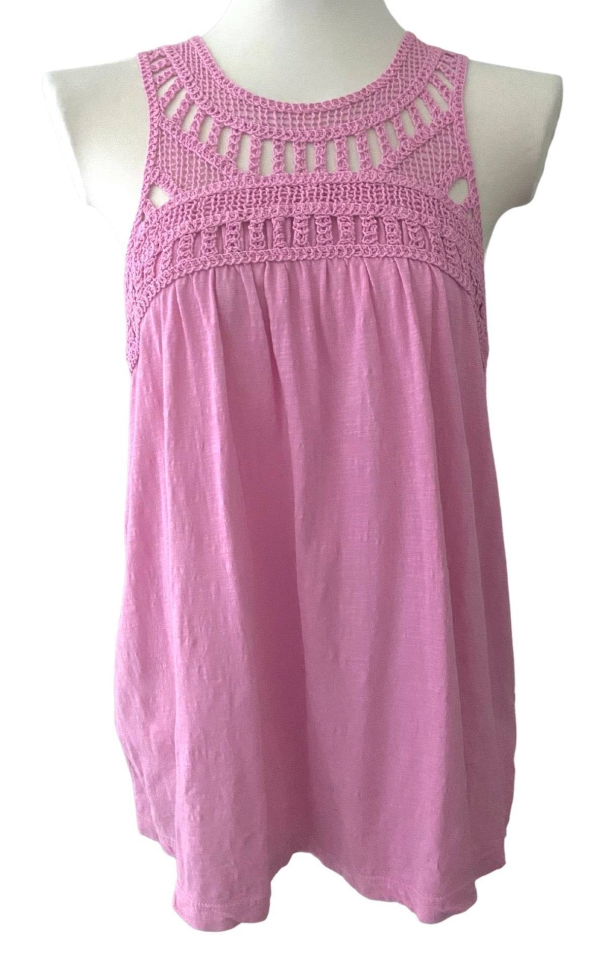 Cool Summer SONOMA pink crochet trim top