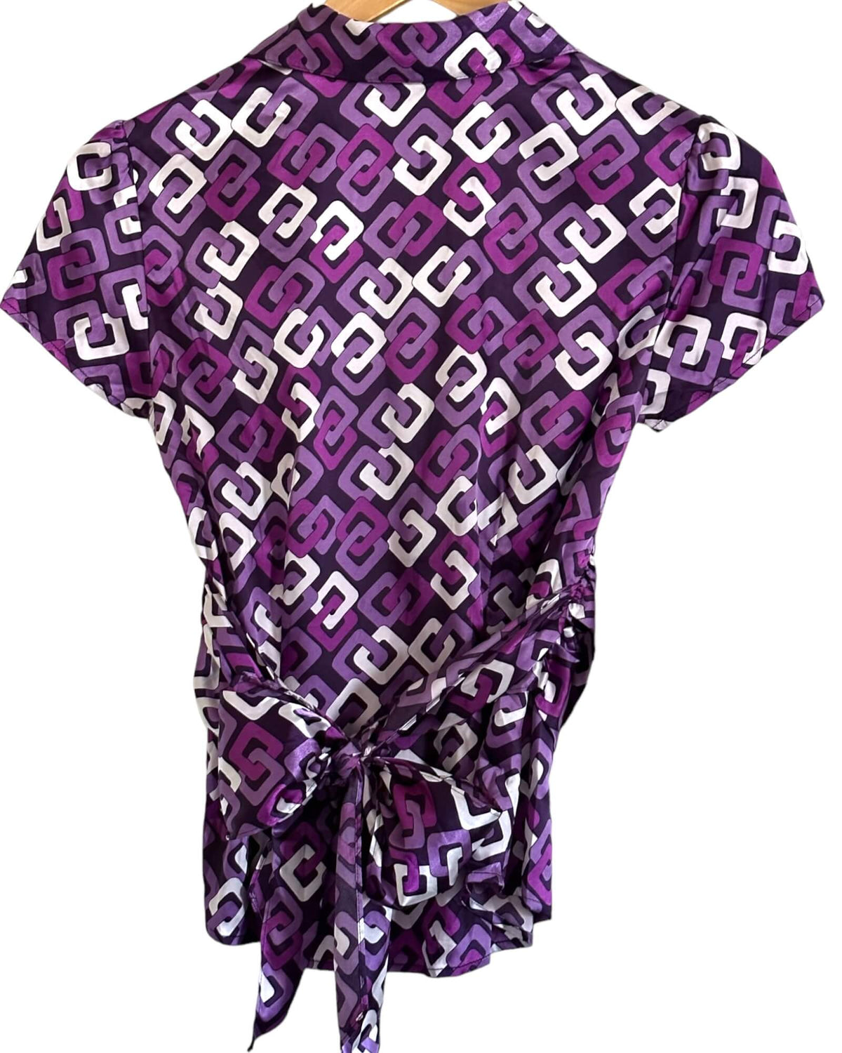 Cool Winter ANN TAYLOR geometric print blouse