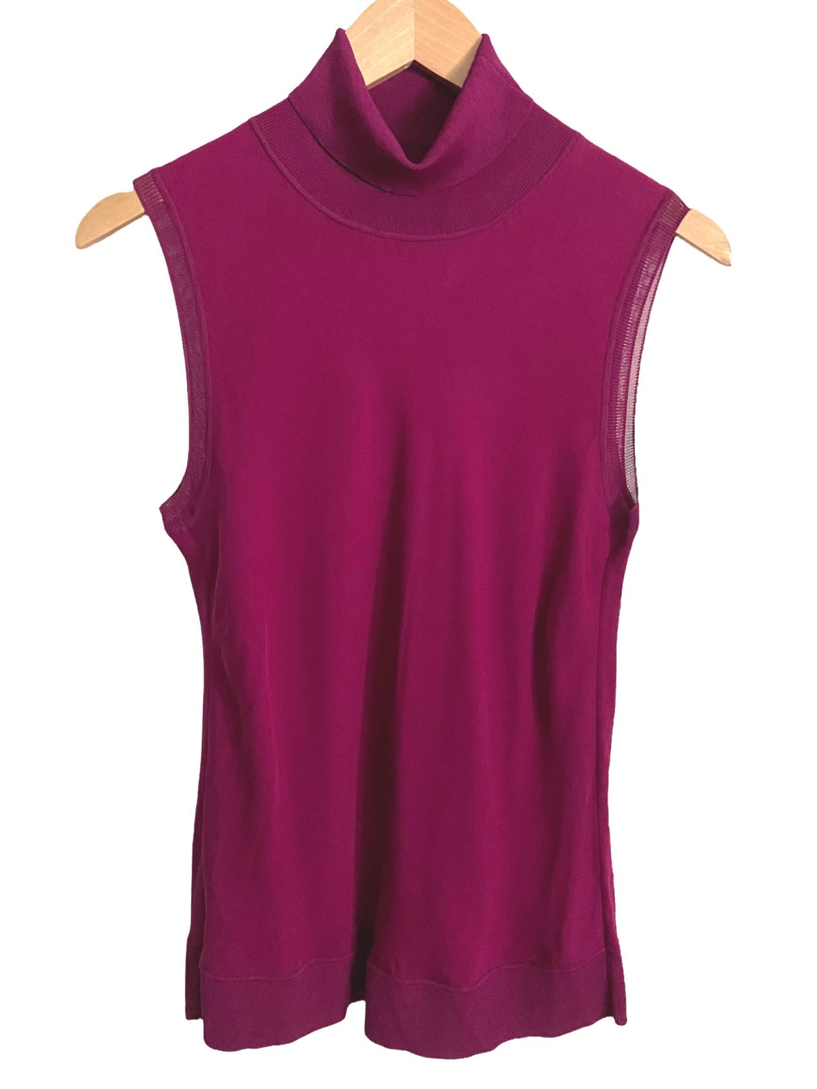 Cool Winter THEORY berry sleeveless silk blouse