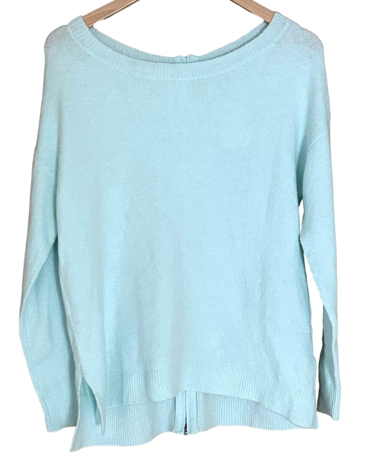 Cool Winter CASLON ice blue zipper back sweater