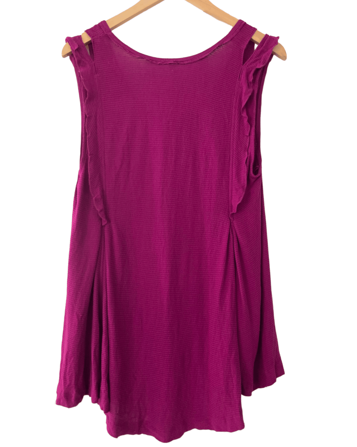 Cool Winter FREE PEOPLE magenta sleeveless ruffle knit top