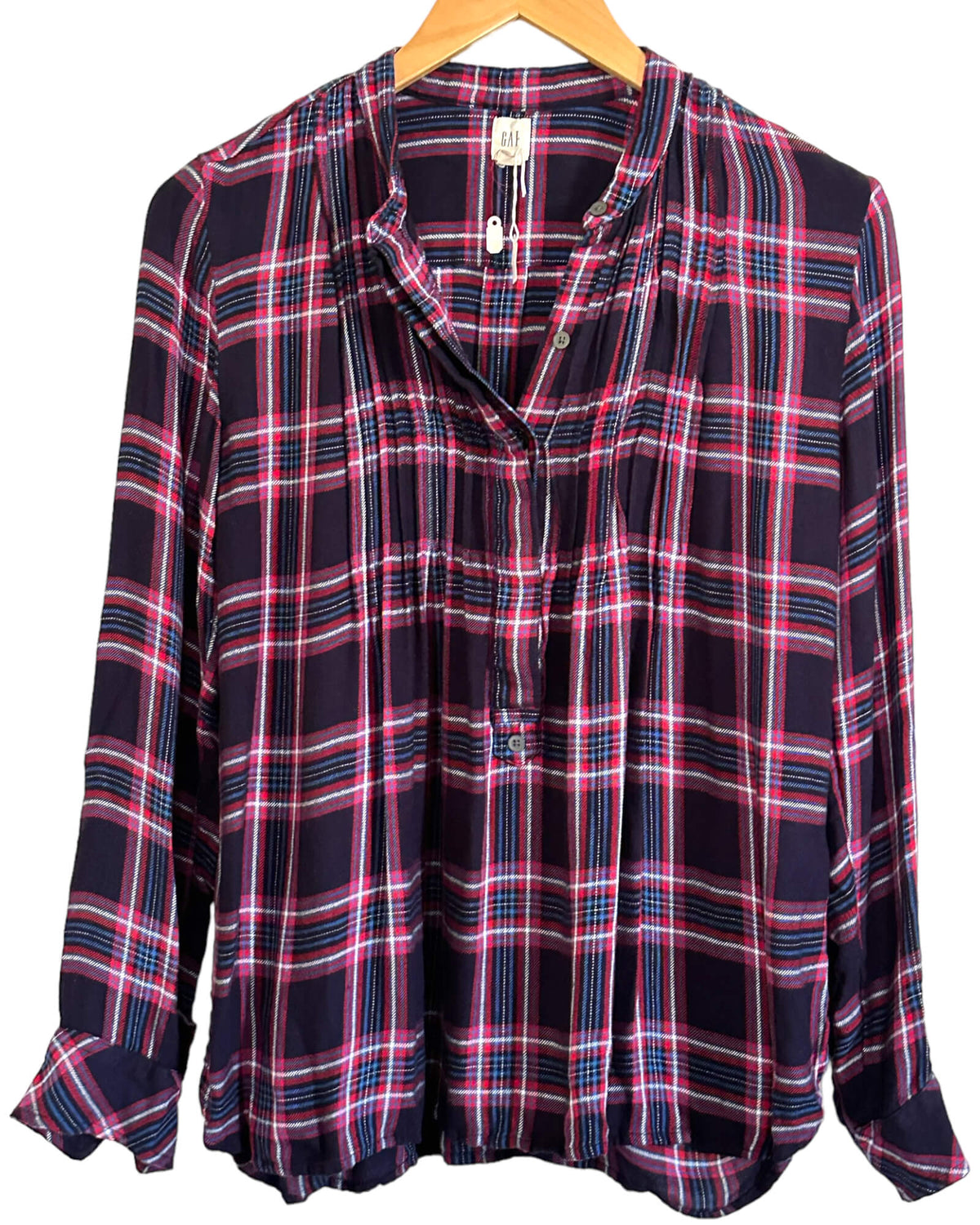 Cool Winter GAP plaid pin-tuck popover shirt
