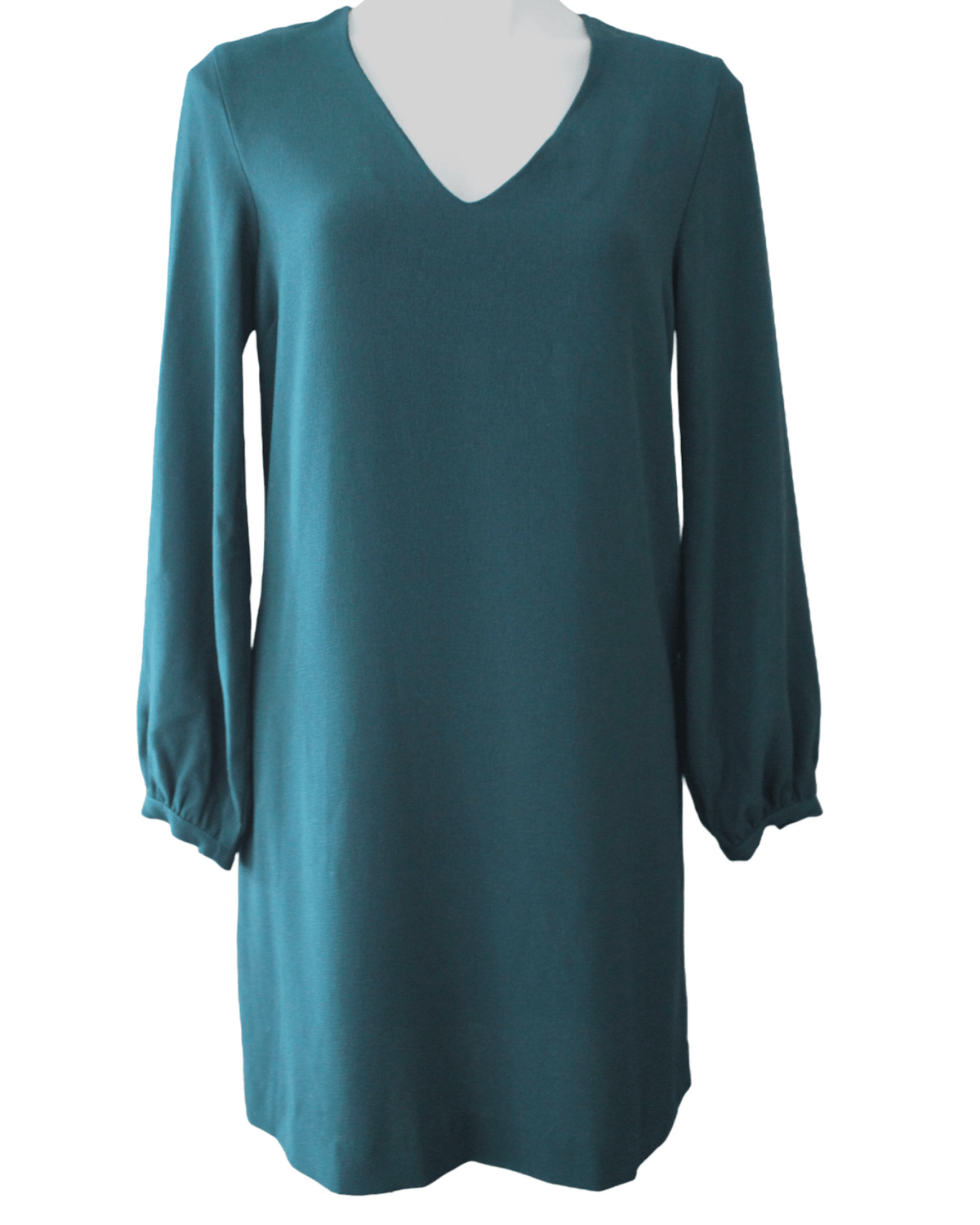 Dark Autumn CHARLES HENRY green v-neck shift dress