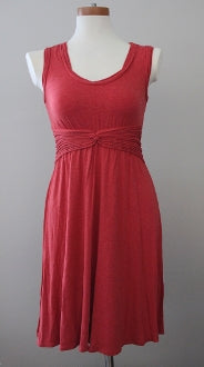 Dark Autumn MAX STUDIO  heather red dress