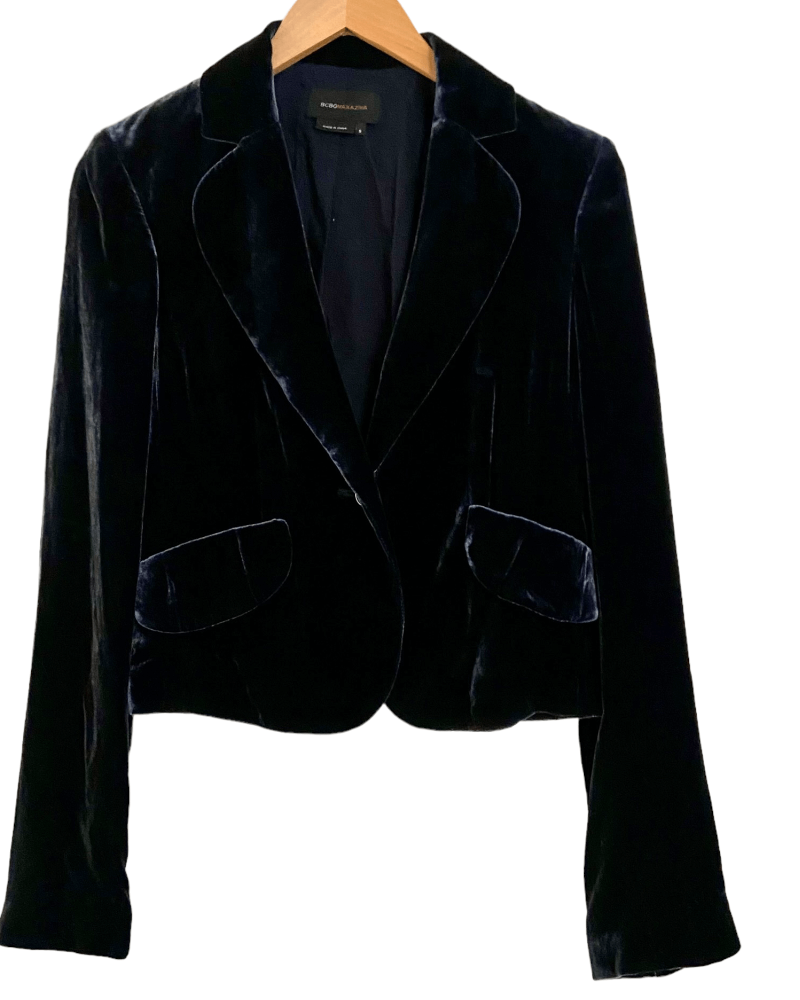 Dark Winter BCBGMAXAZRIA velvet crop blazer jacket