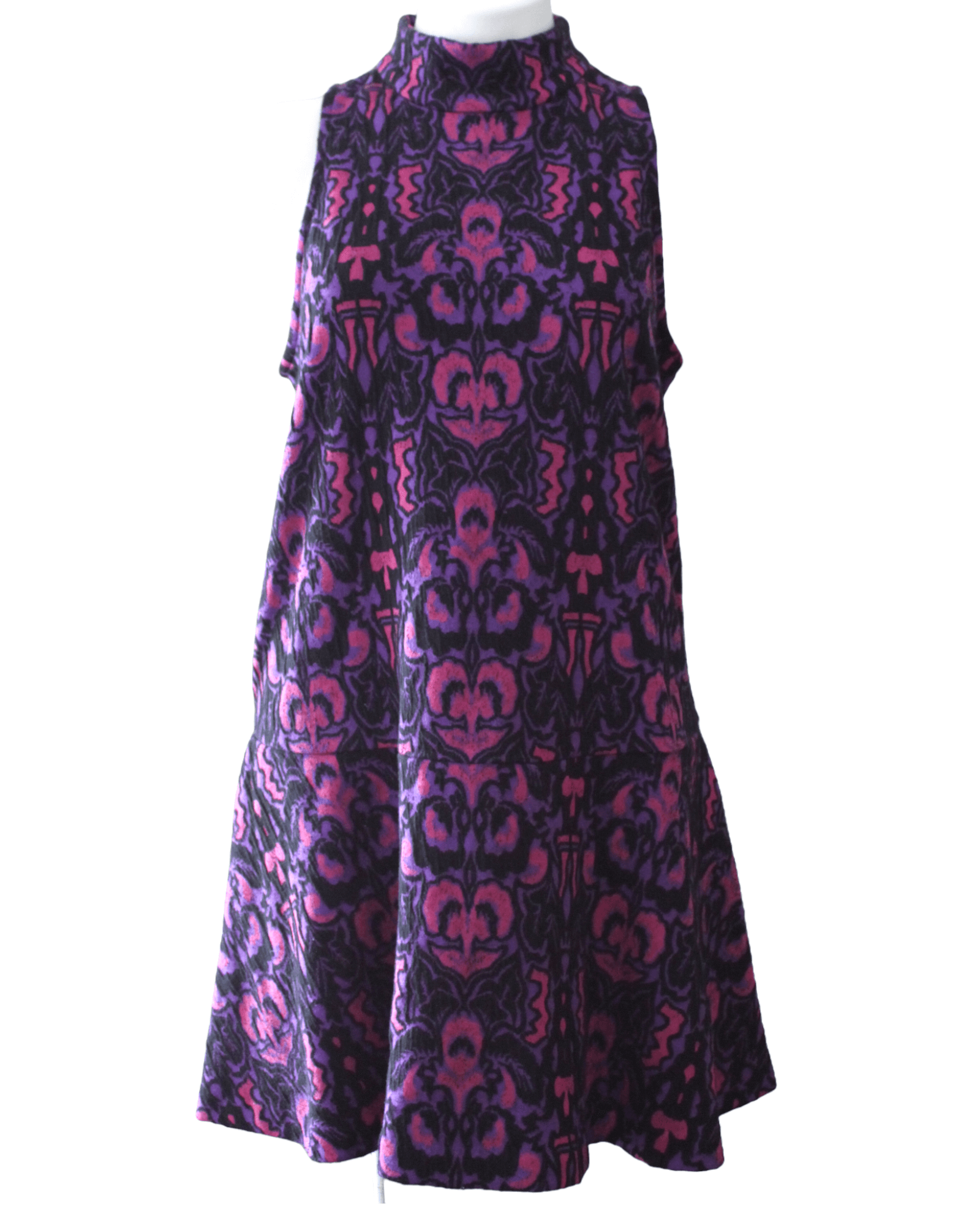 Dark Winter Jacquard Print Sleeveless Dress