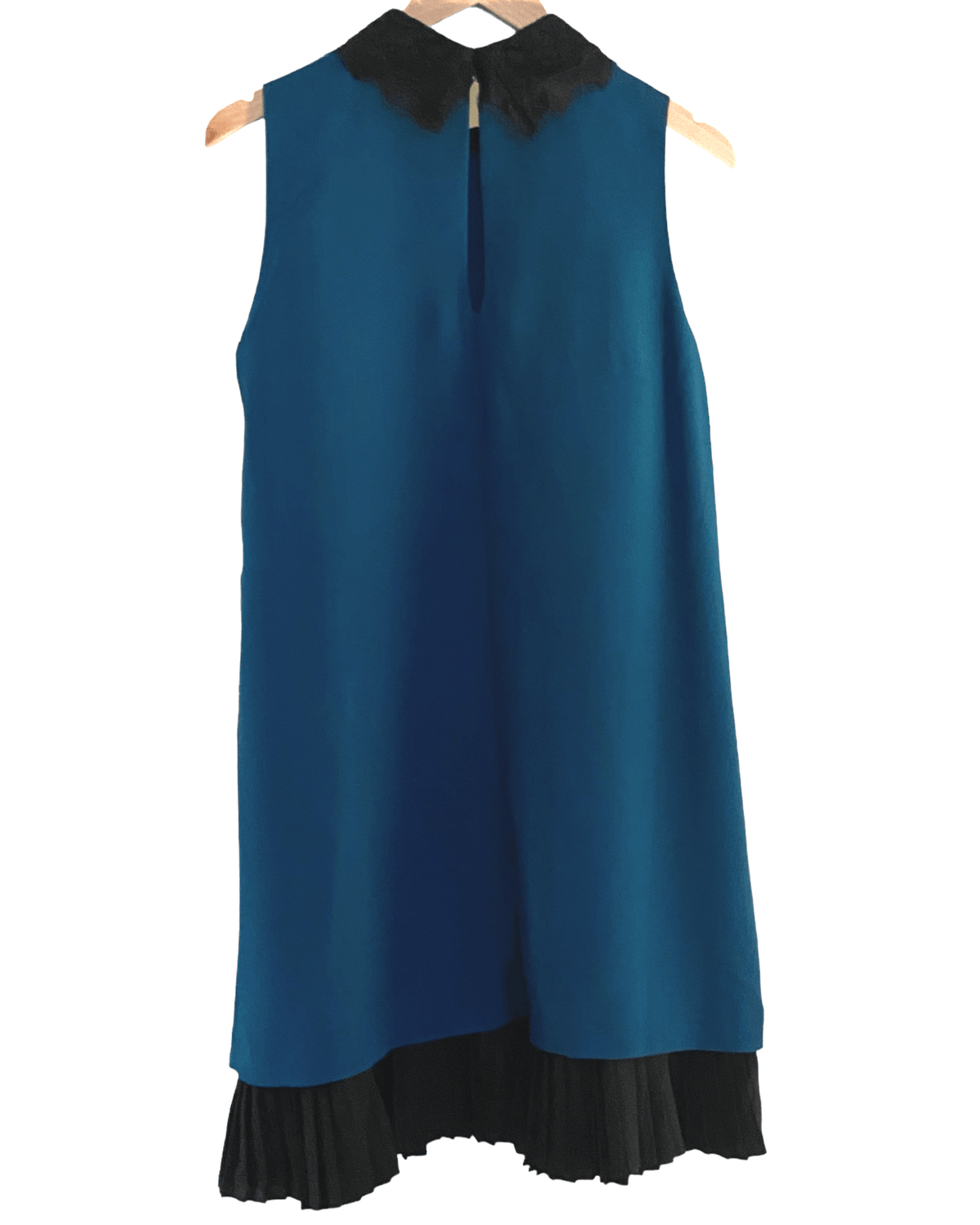 Dark Winter NANETTE LEPORE celtic green lace collar shift dress