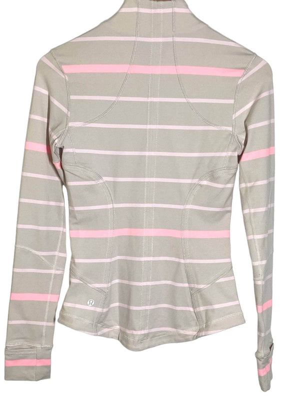 https://indigotones.com/cdn/shop/products/light-spring-lululemon-pink-stripe-jacket_600x.jpg?v=1666136773