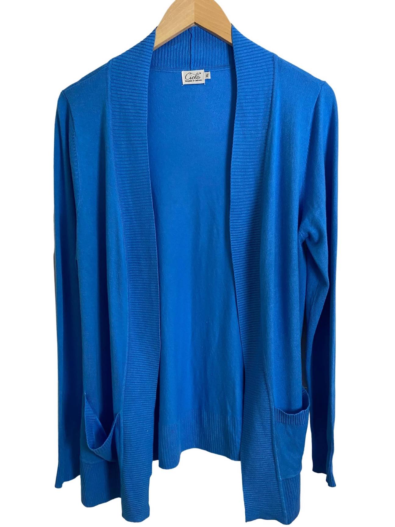 Light Summer CIELO blue cardigan
