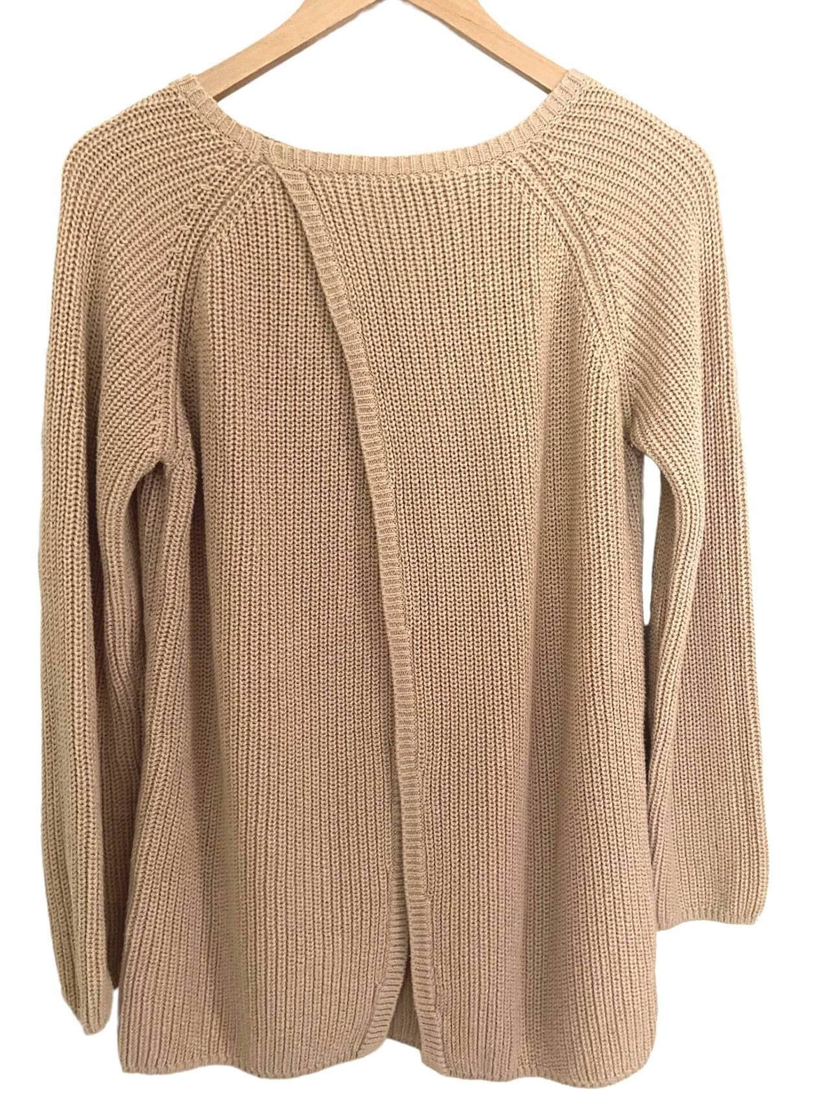 Soft Autumn 525 AMERICA sand split-back sweater