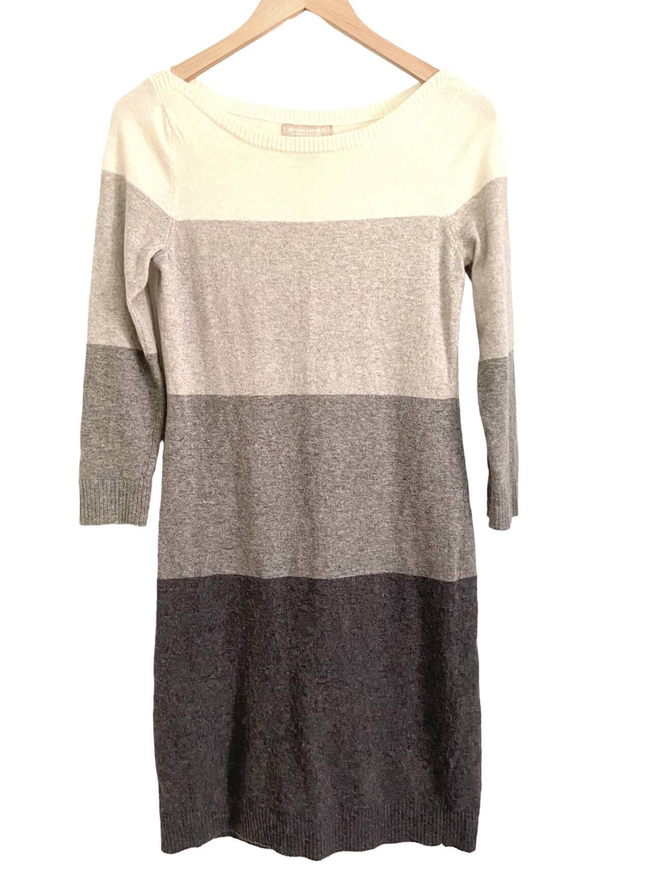 Soft Summer BANANA REPUBLIC sweater dress