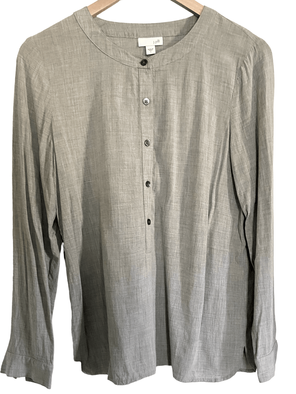 Soft Summer J.JILL pebble gray popover shirt
