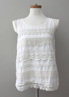 Soft Summer MYSTREE for ANTHROPOLOGIE ivory lace sleeveless top