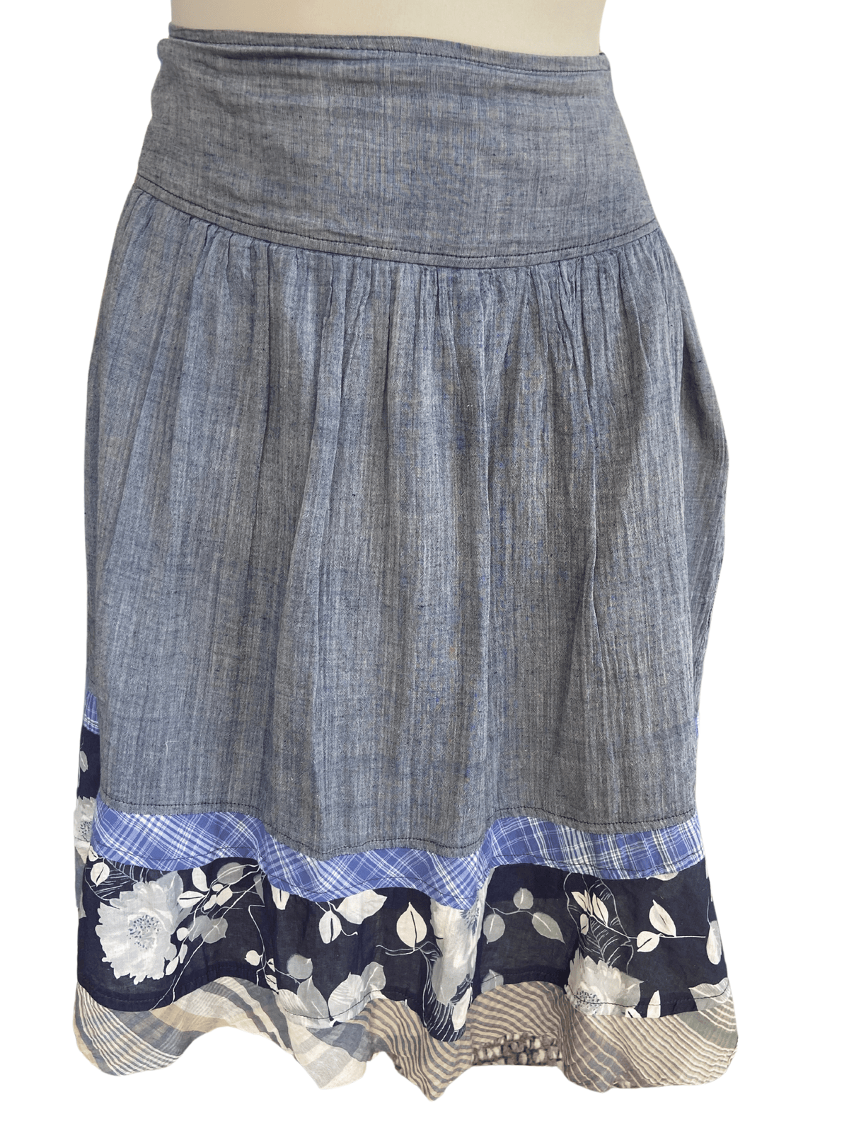 Soft Summer NEESH BY DAR chambray contrast trim skirt