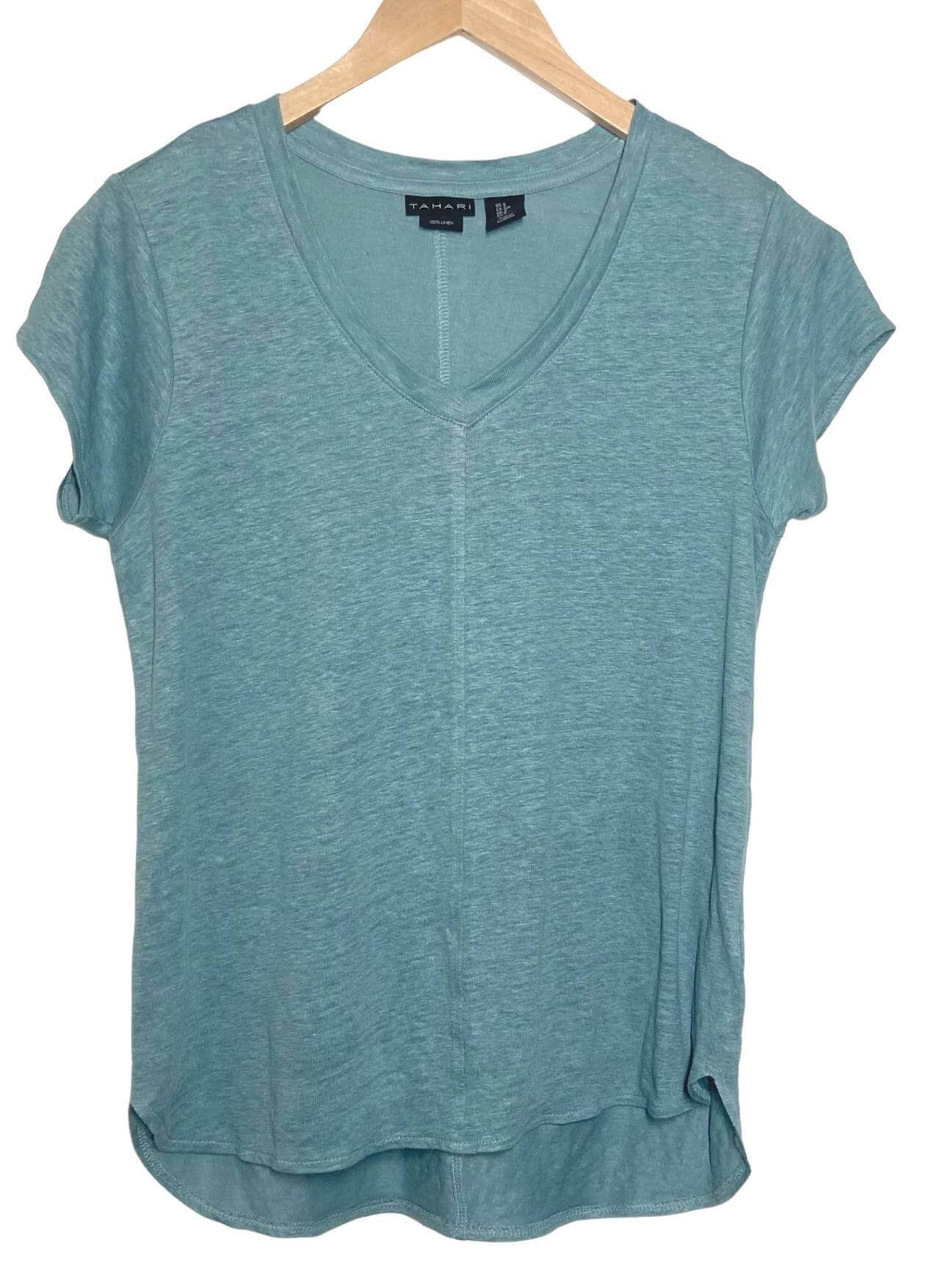 Soft Summer TAHARI everglade green v-neck linen tee