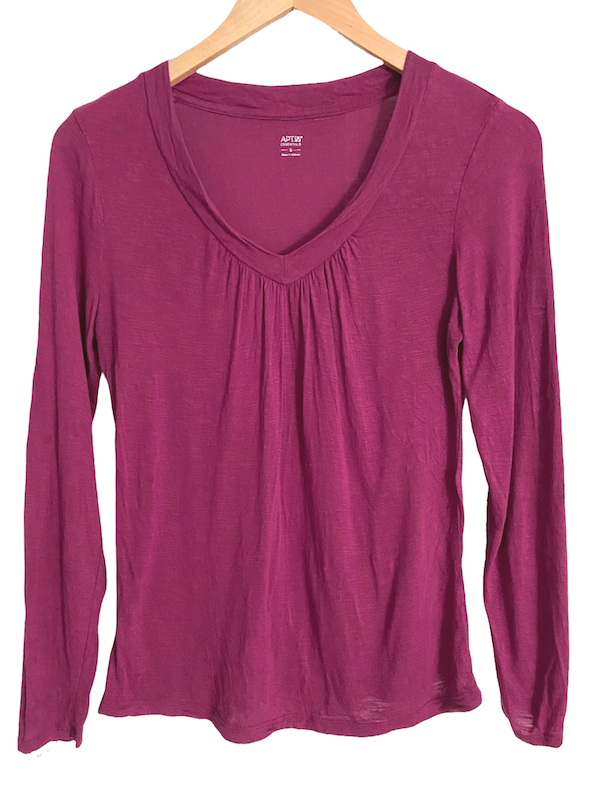 Warm Autumn APT9 plum v-neck tee