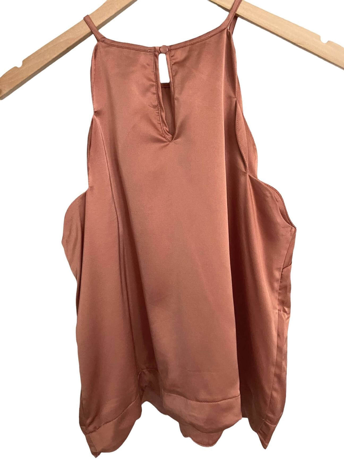 Dark Autumn MONTEAU silky scalloped top