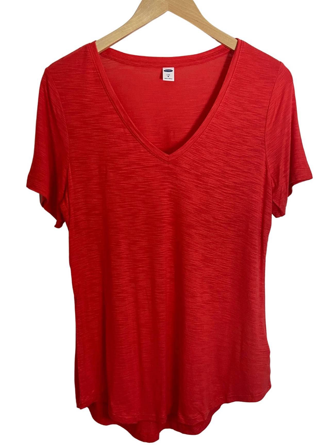 Warm Autumn Old Navy paprika v-neck t-shirt